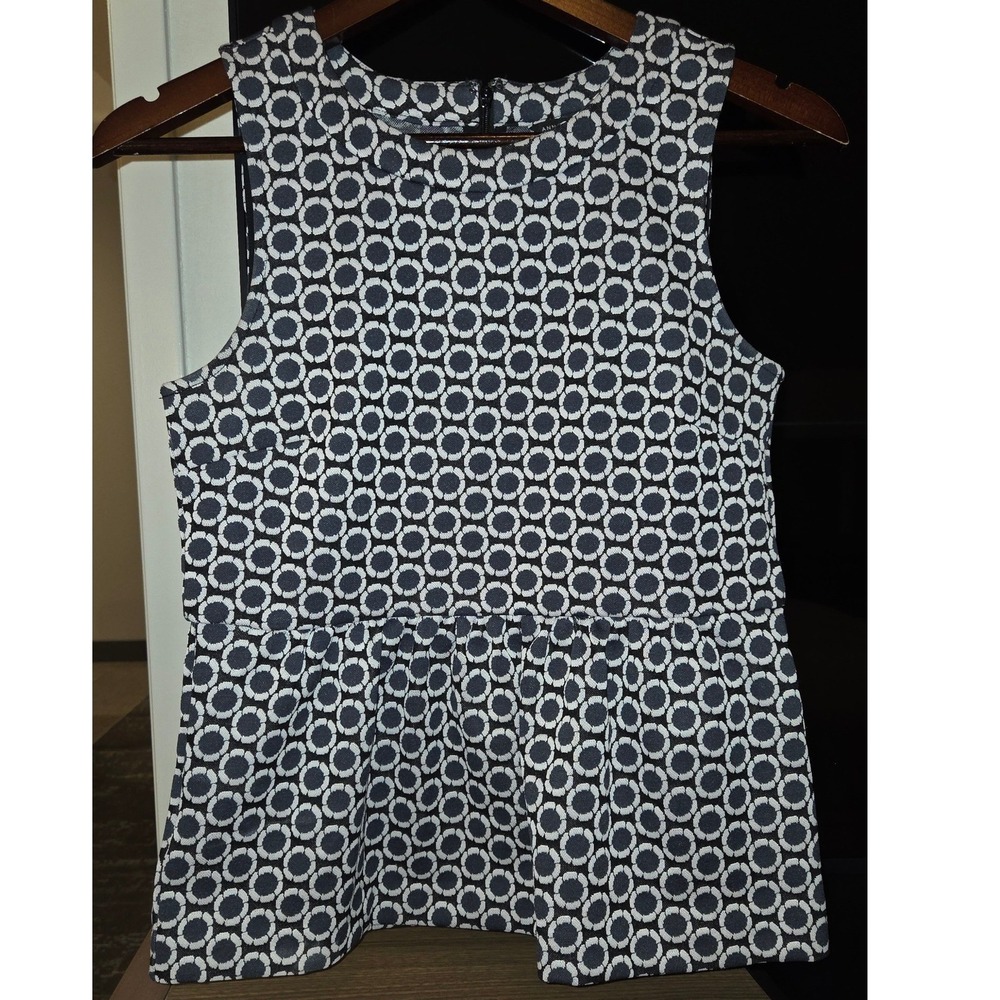 Ann Taylor Womens XS Navy Blue White Geometric Circle Jacquard Peplum Top